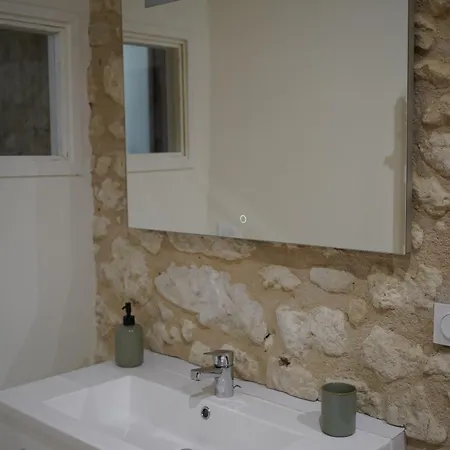 Apartment 2 Le Nid